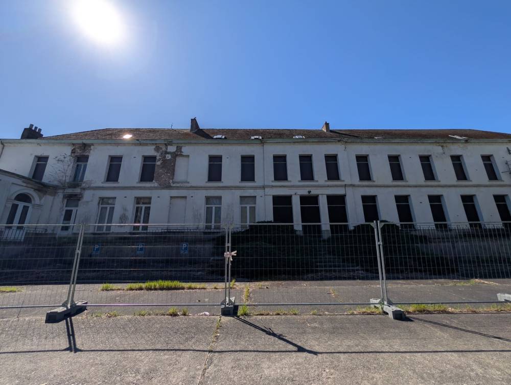 Façade 5